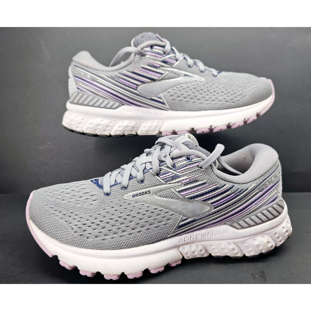 Brooks Women 7.5 Comfy footwear
